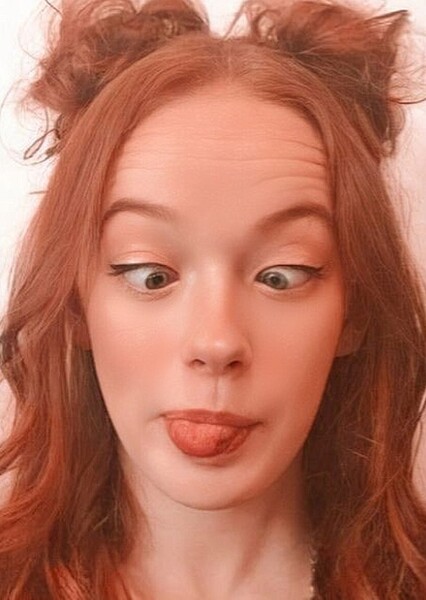 Amybeth McNulty photo
