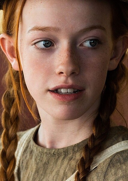 Amybeth McNulty photo