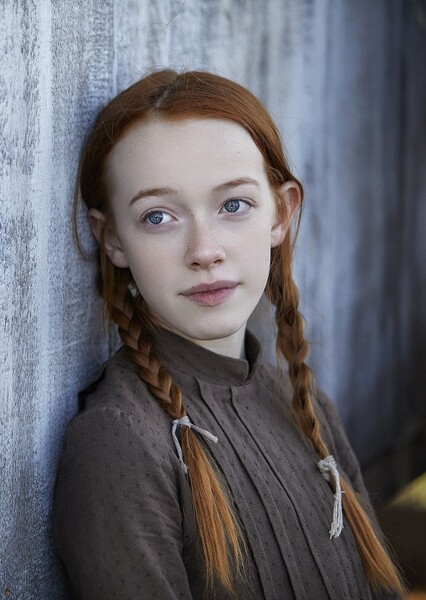 Amybeth McNulty photo