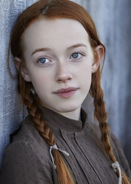 Amybeth McNulty
