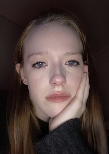 Amybeth McNulty photo