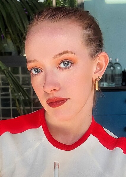 Amybeth McNulty photo