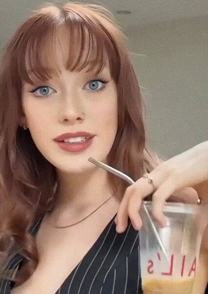 Amybeth McNulty photo
