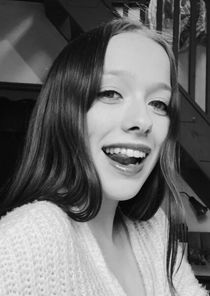 Amybeth McNulty photo