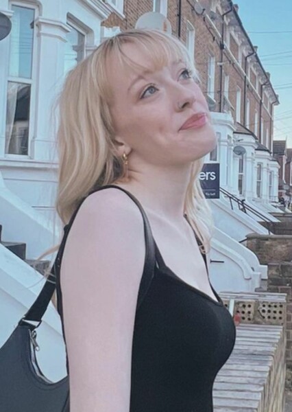 Amybeth McNulty photo