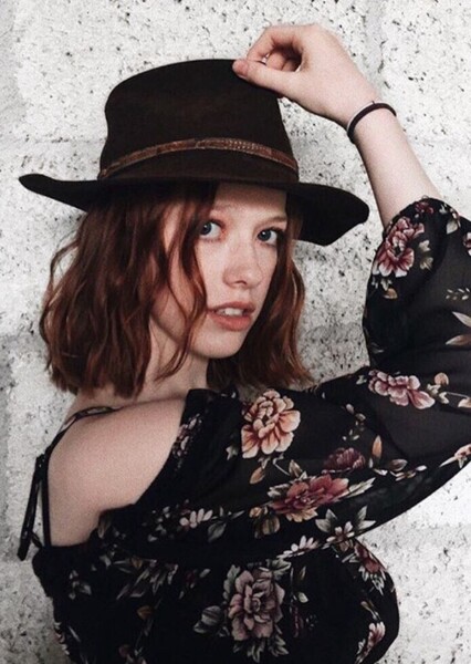 Amybeth McNulty photo