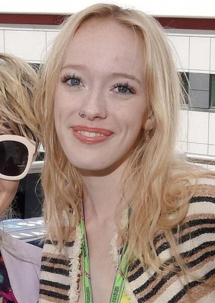 Amybeth McNulty photo