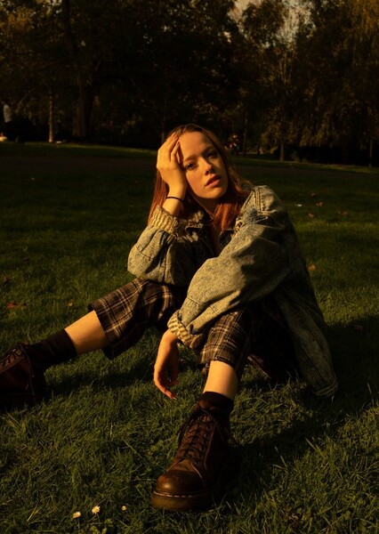 Amybeth McNulty photo