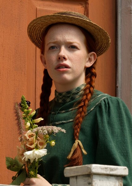 Amybeth McNulty photo