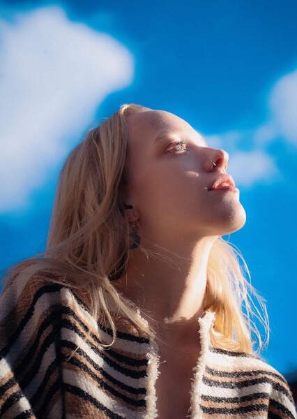 Amybeth McNulty photo