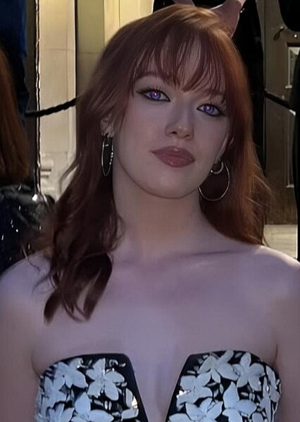 Amybeth McNulty photo