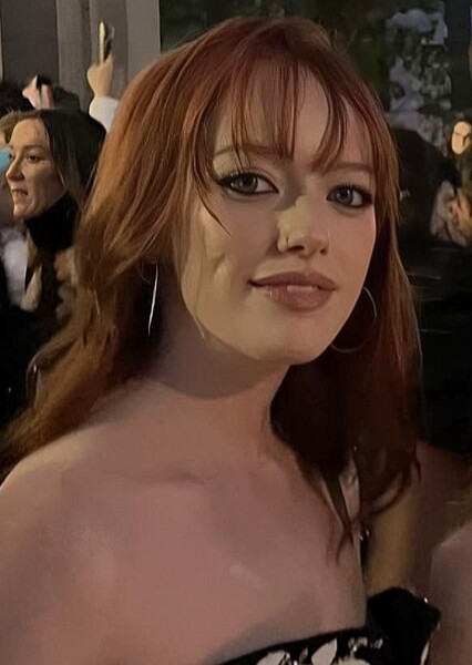 Amybeth McNulty photo