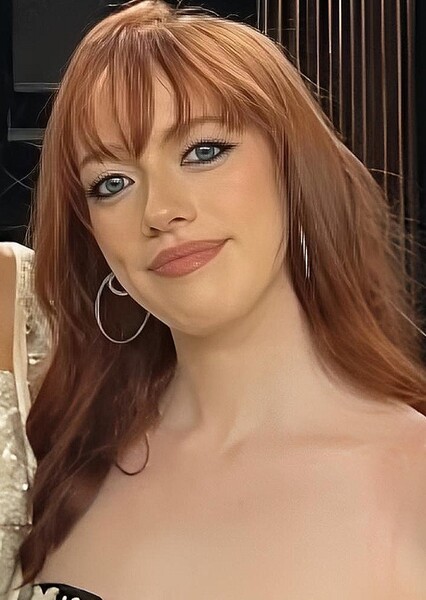 Amybeth McNulty photo