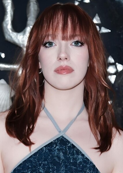 Amybeth McNulty photo