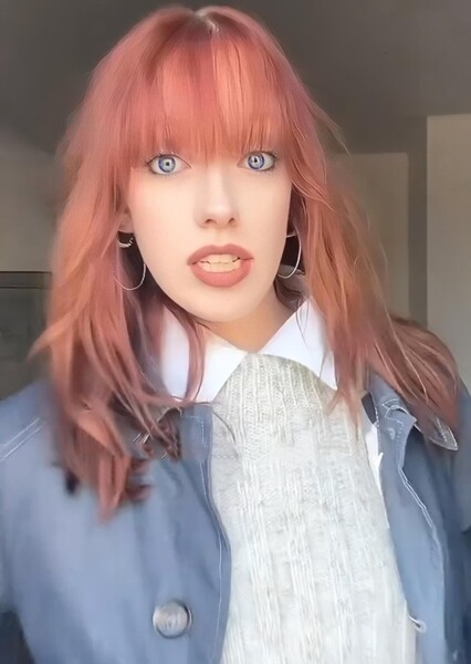 Amybeth McNulty photo