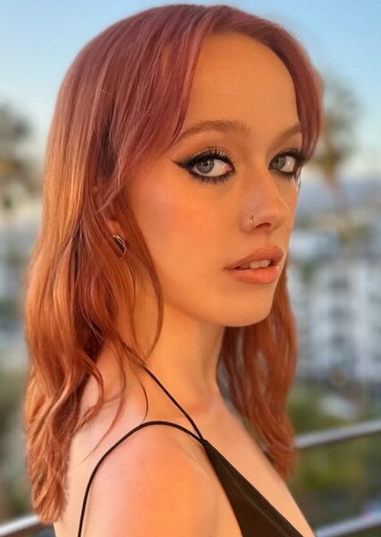 Amybeth McNulty photo