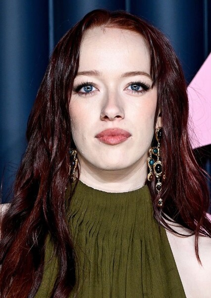 Amybeth McNulty photo