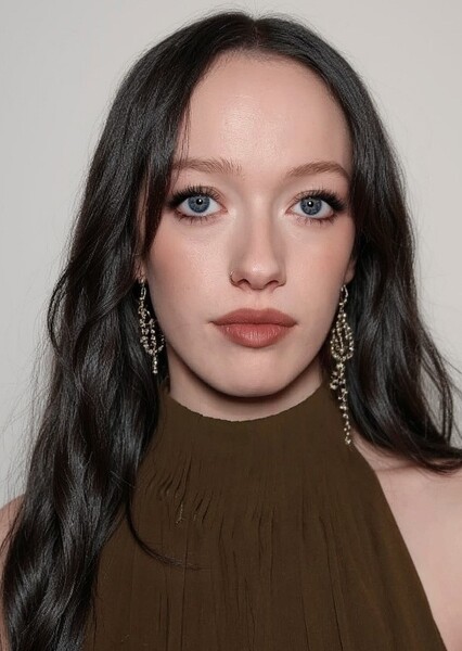 Amybeth McNulty photo