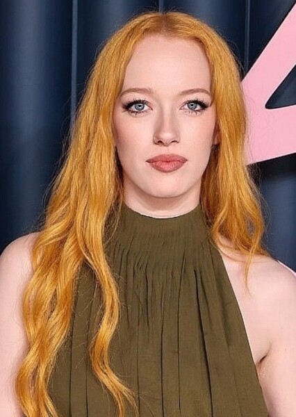 Amybeth McNulty photo