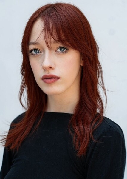 Amybeth McNulty
