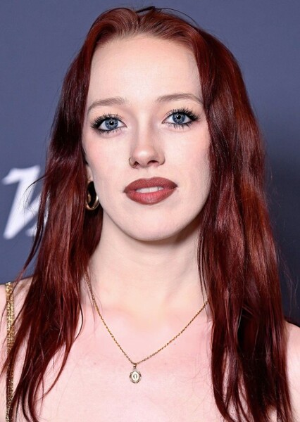 Amybeth McNulty photo