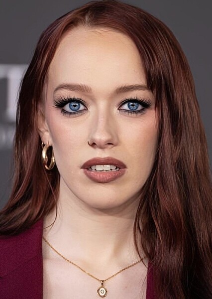 Amybeth McNulty photo