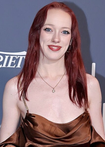 Amybeth McNulty photo
