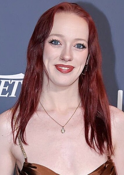 Amybeth McNulty photo