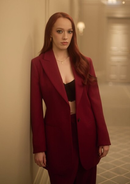 Amybeth McNulty photo