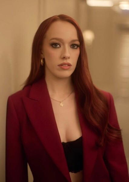 Amybeth McNulty photo