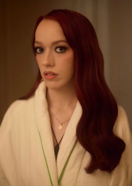 Amybeth McNulty photo