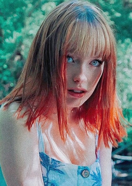 Amybeth McNulty photo