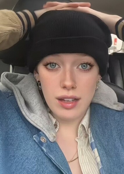 Amybeth McNulty photo