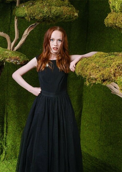 Amybeth McNulty photo