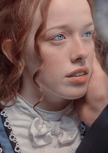 Amybeth McNulty photo