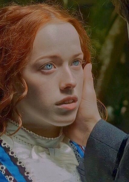 Amybeth McNulty photo