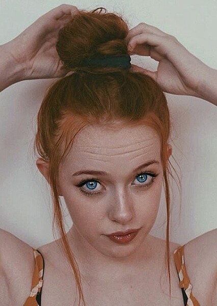 Amybeth McNulty photo