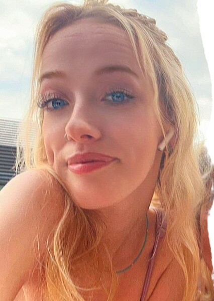 Amybeth McNulty photo