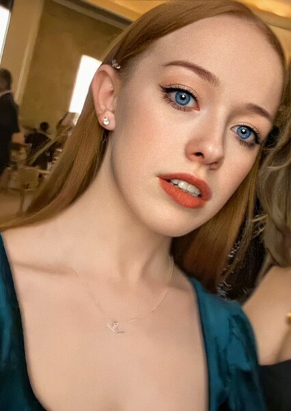 Amybeth McNulty photo