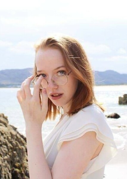 Amybeth McNulty photo