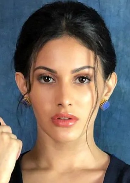 Amyra Dastur photo