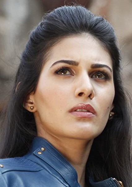 Amyra Dastur photo