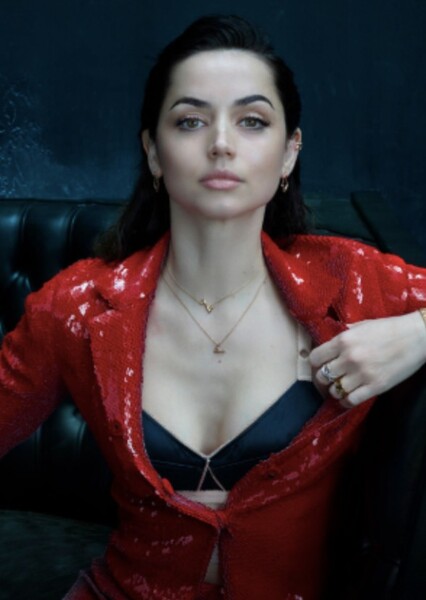 Ana de Armas photo