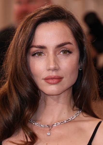 Ana de Armas photo