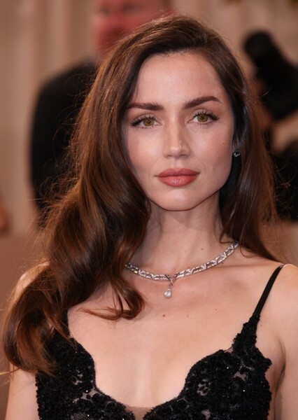 Ana de Armas photo
