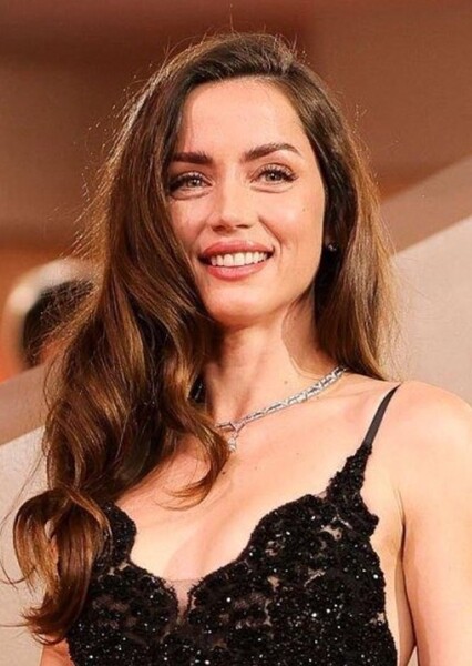 Ana de Armas photo