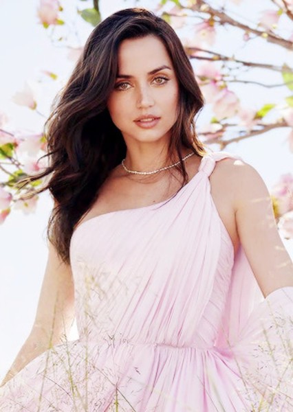 Ana de Armas photo