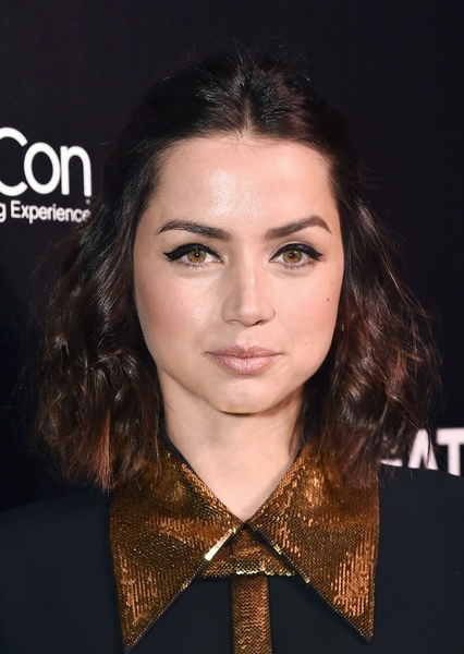 Ana de Armas photo