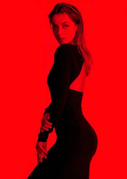Ana de Armas photo