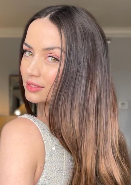 Ana de Armas photo